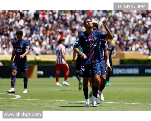 那不勒斯逆转巴黎圣日耳曼足总杯激战四三惊艳全场